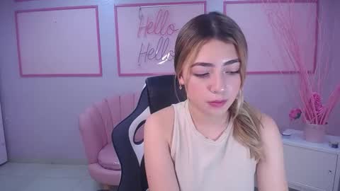 Snapshot of channel_blonde_a chatting on 2, 12, 2024 channel_blonde_a online show from 2, 12, 2024