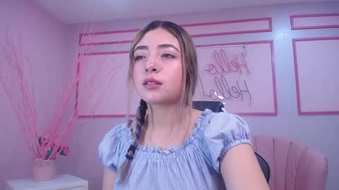 Snapshot of channel_blonde_a chatting on 13, 1, 2025 channel_blonde_a online show from 13, 1, 2025
