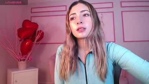 Snapshot of channel_blonde_a chatting on 26, 2, 2025 channel_blonde_a online show from 26, 2, 2025