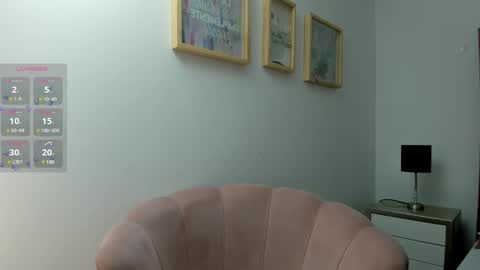 Snapshot of channelfox__ chatting on 14, 12, 2024 Channelfox online show from 14, 12, 2024