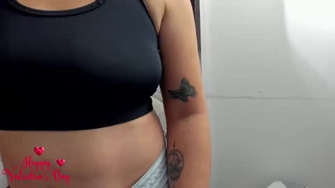 Snapshot of channelfox__ chatting on 17, 2, 2025 Channelfox online show from 17, 2, 2025