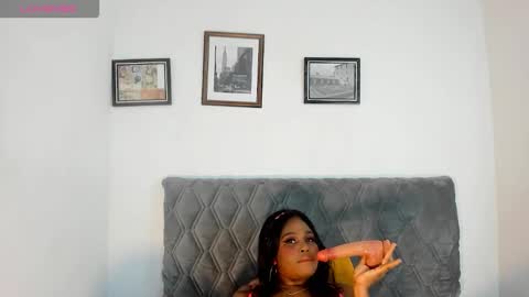 Chanell online show from 27, 2, 2026