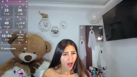 Isabella online show from 31, 10, 2025