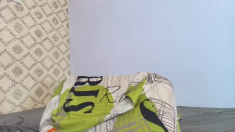 Raquel  online show from 11, 3, 2025