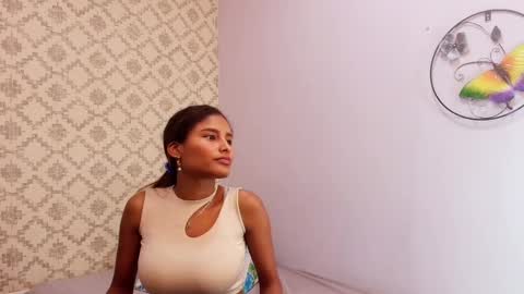 Raquel  online show from 12, 9, 2025