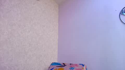 Raquel  online show from 15, 11, 2025