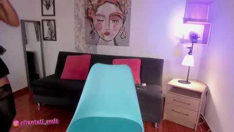 Snapshot of chantall_smith chatting on 28, 1, 2025 online show from 28, 1, 2025