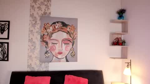 Snapshot of chantall_smith chatting on 27, 2, 2025 online show from 27, 2, 2025
