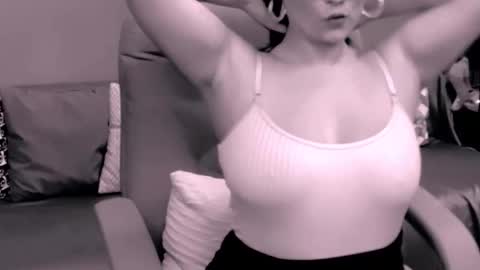 Snapshot of chantallovely chatting on 21, 9, 2025 The Queen online show from 21, 9, 2025