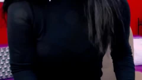 Snapshot of chantallovely chatting on 19, 10, 2025 The Queen online show from 19, 10, 2025