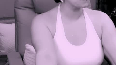 Snapshot of chantallovely chatting on 16, 11, 2025 The Queen online show from 16, 11, 2025