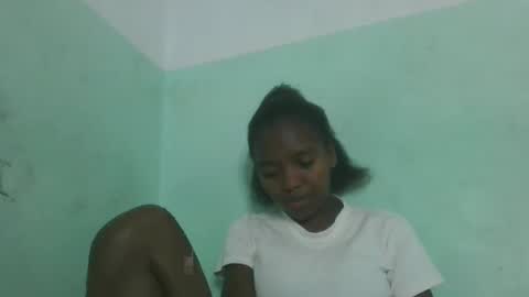 Snapshot of chanteuse655720 chatting on 23, 4, 2026 chanteuse655720 online show from 23, 4, 2026