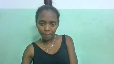 Snapshot of chanteuse655720 chatting on 23, 5, 2026 chanteuse655720 online show from 23, 5, 2026