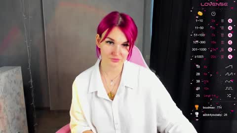 Snapshot of chaoka_ chatting on 28, 12, 2024 Suzanna Snow online show from 28, 12, 2024