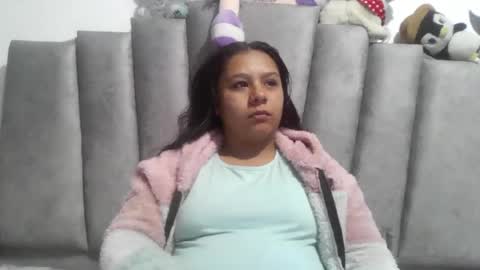 Snapshot of charis_21 chatting on 28, 4, 2026 charis 2 online show from 28, 4, 2026