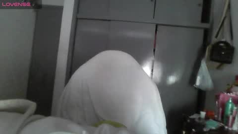 Snapshot of charis_21 chatting on 28, 5, 2026 charis 2 online show from 28, 5, 2026