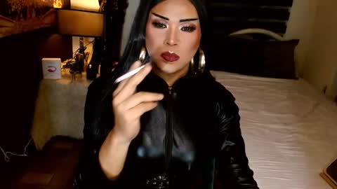 charismatic_apple online show from 16, 2, 2026