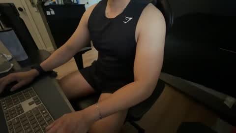 Snapshot of charliekkw chatting on 28, 6, 2026 charliekkw online show from 28, 6, 2026