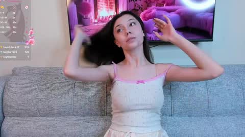 Yumi online show from 9, 4, 2026