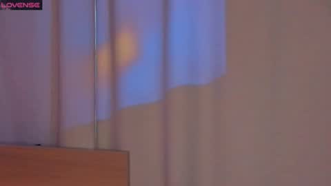 Snapshot of charlinepiker chatting on 15, 5, 2026 Yumi online show from 15, 5, 2026
