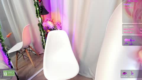 Snapshot of charloottee_1 chatting on 28, 12, 2024 Char 3  Lets go for the 100 Thumb-Up   online show from 28, 12, 2024