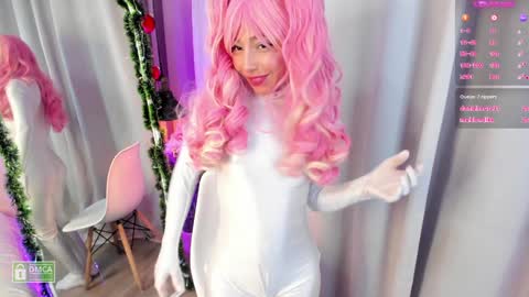 Snapshot of charloottee_1 chatting on 28, 12, 2024 Char 3  Lets go for the 100 Thumb-Up   online show from 28, 12, 2024