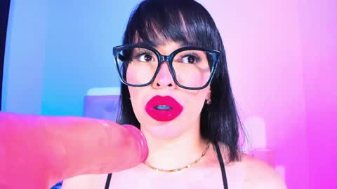 Charloott Evans online show from 9, 2, 2025