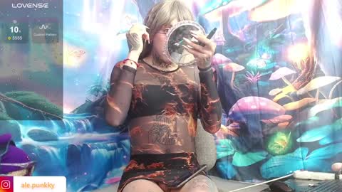 Snapshot of charlotbelucci_ chatting on 16, 1, 2025 Ale punky online show from 16, 1, 2025