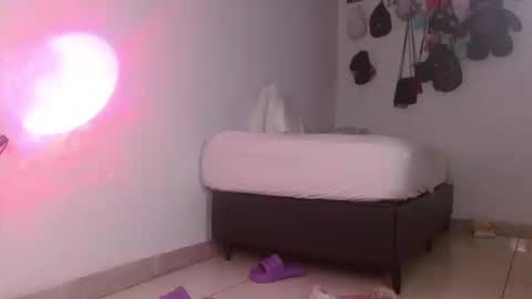 Snapshot of charlotbelucci_ chatting on 17, 9, 2025 Ale punky online show from 17, 9, 2025