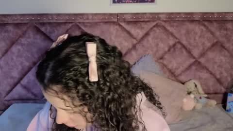 Snapshot of charlote__miller chatting on 10, 9, 2025 You honey online show from 10, 9, 2025