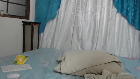 karinaa independent model online show from 22, 2, 2026