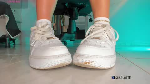 charlotte  grey online show from 5, 2, 2026