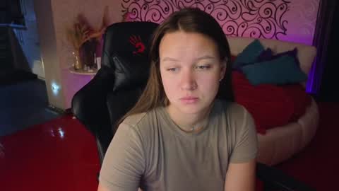 Snapshot of charlotte_ekman chatting on 23, 12, 2024 Charlotte online show from 23, 12, 2024