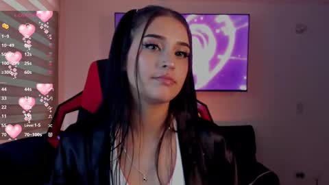 Charlotte  online show from 10, 11, 2025