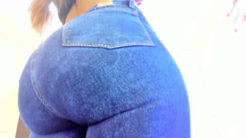 Snapshot of charlotte_icee chatting on 3, 12, 2024 Charlotte Icee online show from 3, 12, 2024