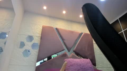 Snapshot of charlotte_icee chatting on 28, 12, 2024 Charlotte Icee online show from 28, 12, 2024