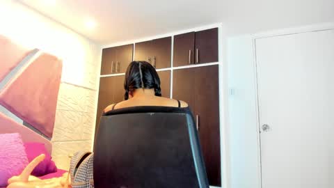 Snapshot of charlotte_icee chatting on 6, 2, 2025 Charlotte Icee online show from 6, 2, 2025