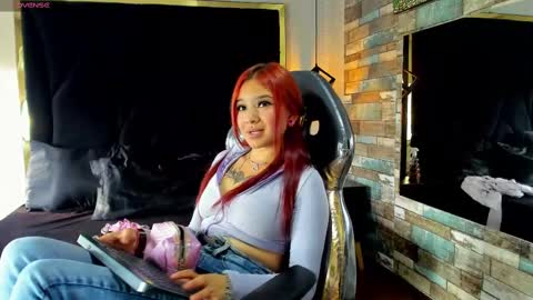 Snapshot of charlotte_jones24 chatting on 10, 1, 2025 Charlotte Jones online show from 10, 1, 2025