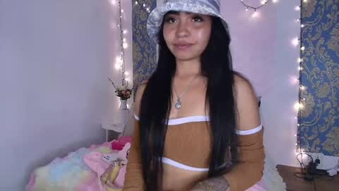 Snapshot of charlotte_princess_1 chatting on 2, 5, 2026 charlotte_princess_1 online show from 2, 5, 2026