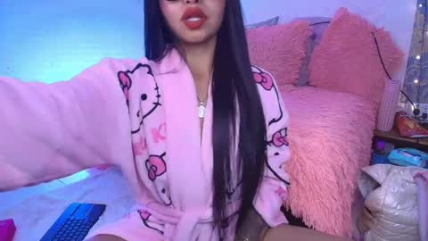 Snapshot of charlotte_princess_1 chatting on 22, 5, 2026 charlotte_princess_1 online show from 22, 5, 2026