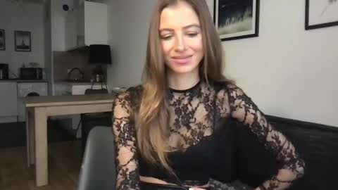 Snapshot of charlotte_roche chatting on 11, 2, 2025 Charlotte Roche online show from 11, 2, 2025