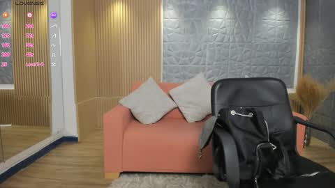 Charlotte  Everyday From 0700 to 1300 Col Time online show from 30, 1, 2025