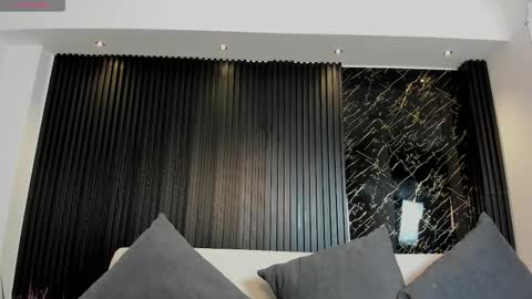 Charlotte  Everyday From 0700 to 1300 Col Time online show from 26, 9, 2025