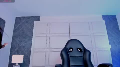 Snapshot of charlotte_whitee1 chatting on 17, 7, 2026 Charlotte Everyday From 0700 to 1300 Col Time online show from 17, 7, 2026
