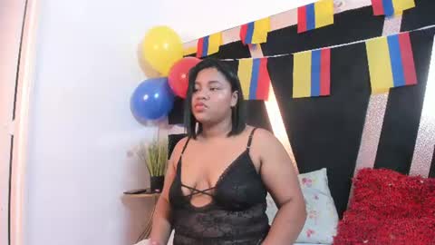 charlottebello_ online show from 17, 6, 2026