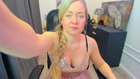 Charlotte online show from 9, 4, 2026