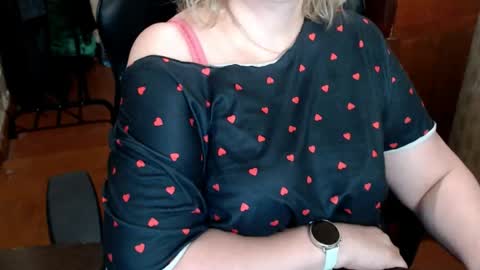 CharlotteXTasty online show from 22, 7, 2026