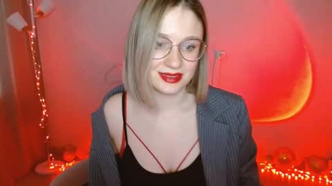 Michelle  online show from 28, 1, 2025