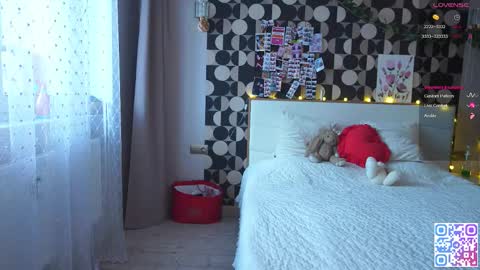 Snapshot of charming_daisy chatting on 14, 1, 2026 my fansly Charming daisy My Wishlist for new toys online show from 14, 1, 2026