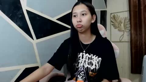 Charm online show from 22, 12, 2025